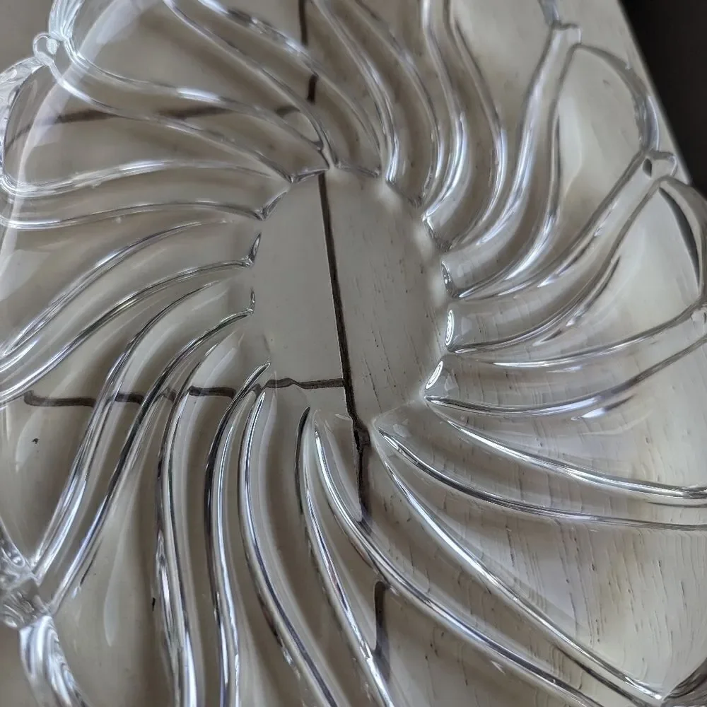 Flat Sun Shaped Glass Dish Catch All Plate